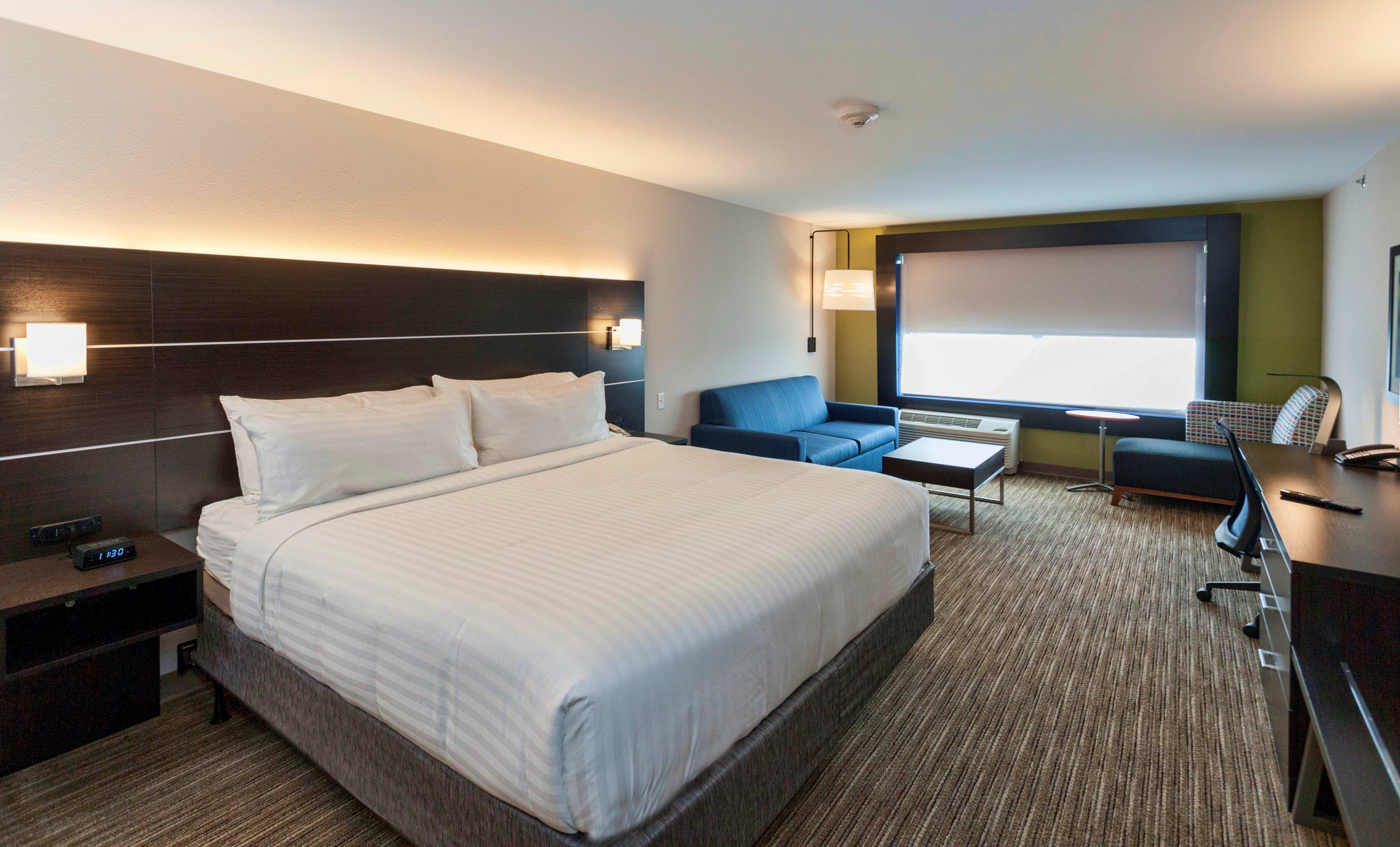 Holiday Inn Express & Suites - Dodge City By Ihg Zewnętrze zdjęcie