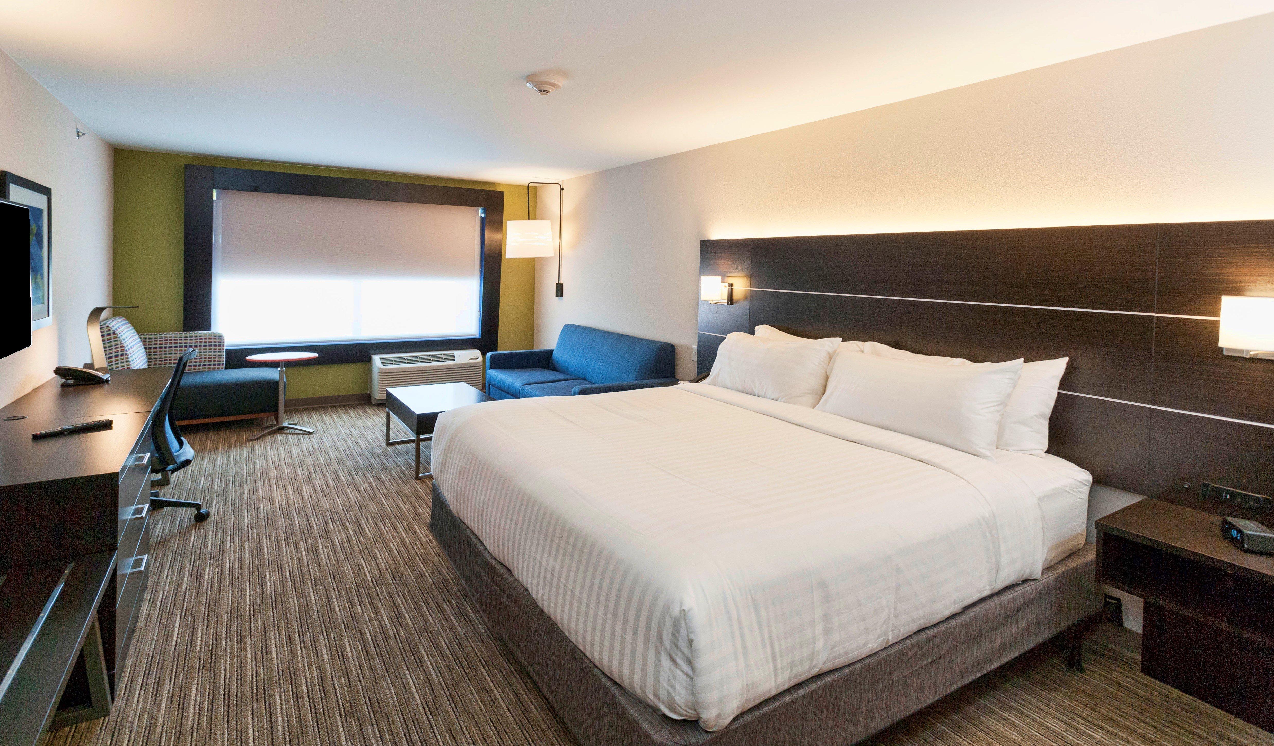 Holiday Inn Express & Suites - Dodge City By Ihg Zewnętrze zdjęcie